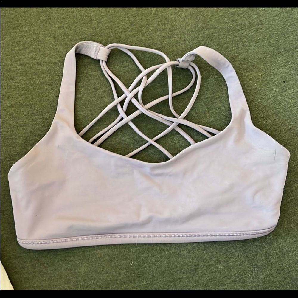 Lululemon free to be wild bra size 8
